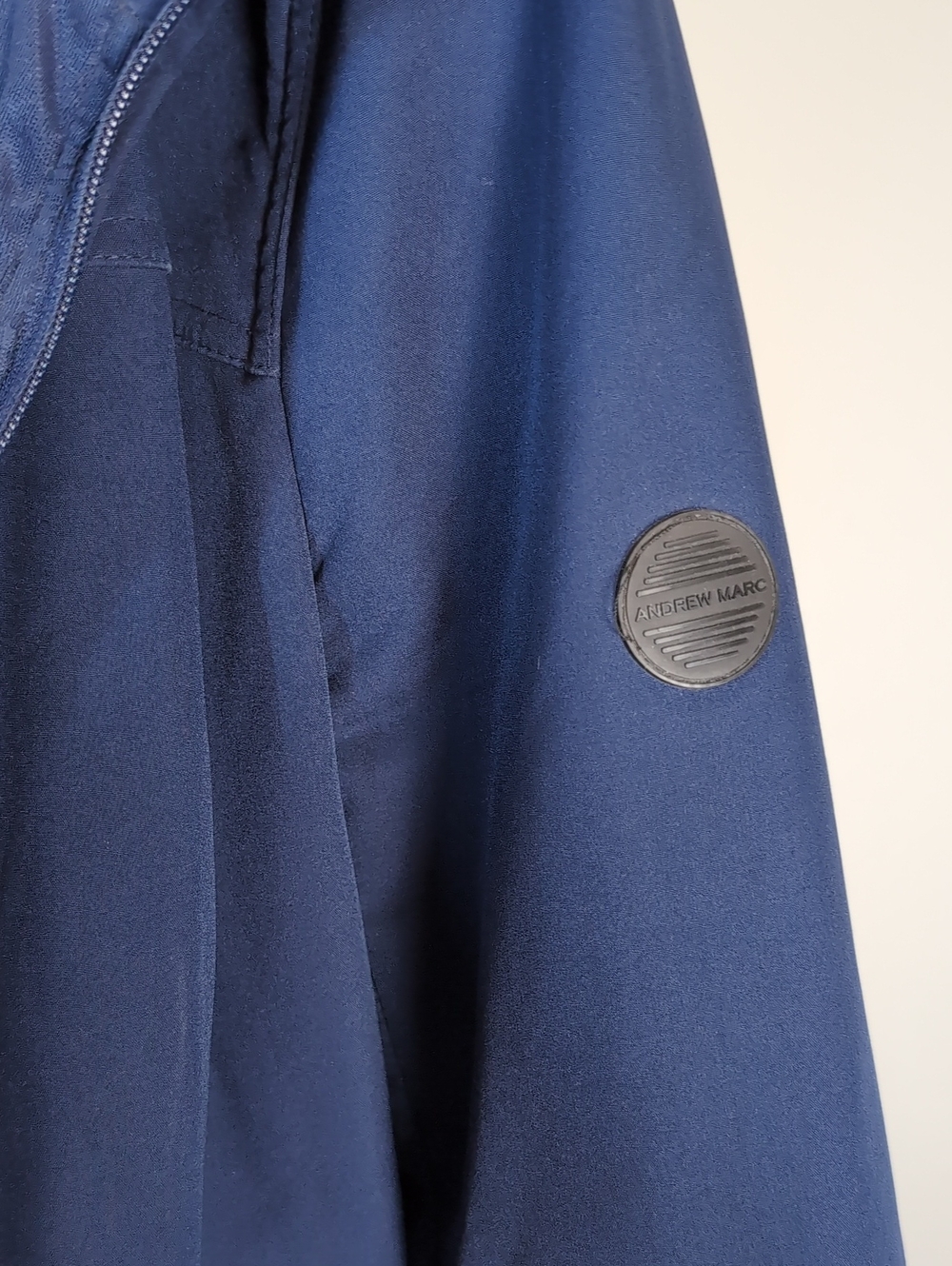 Andrew Marc Navy Softshell Jacket Hooded Fleece Lined Womens Size Large Stretch - Picture 5 of 16